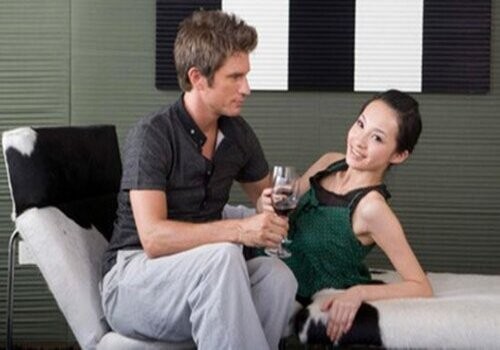 什么的法院起诉离婚证吗